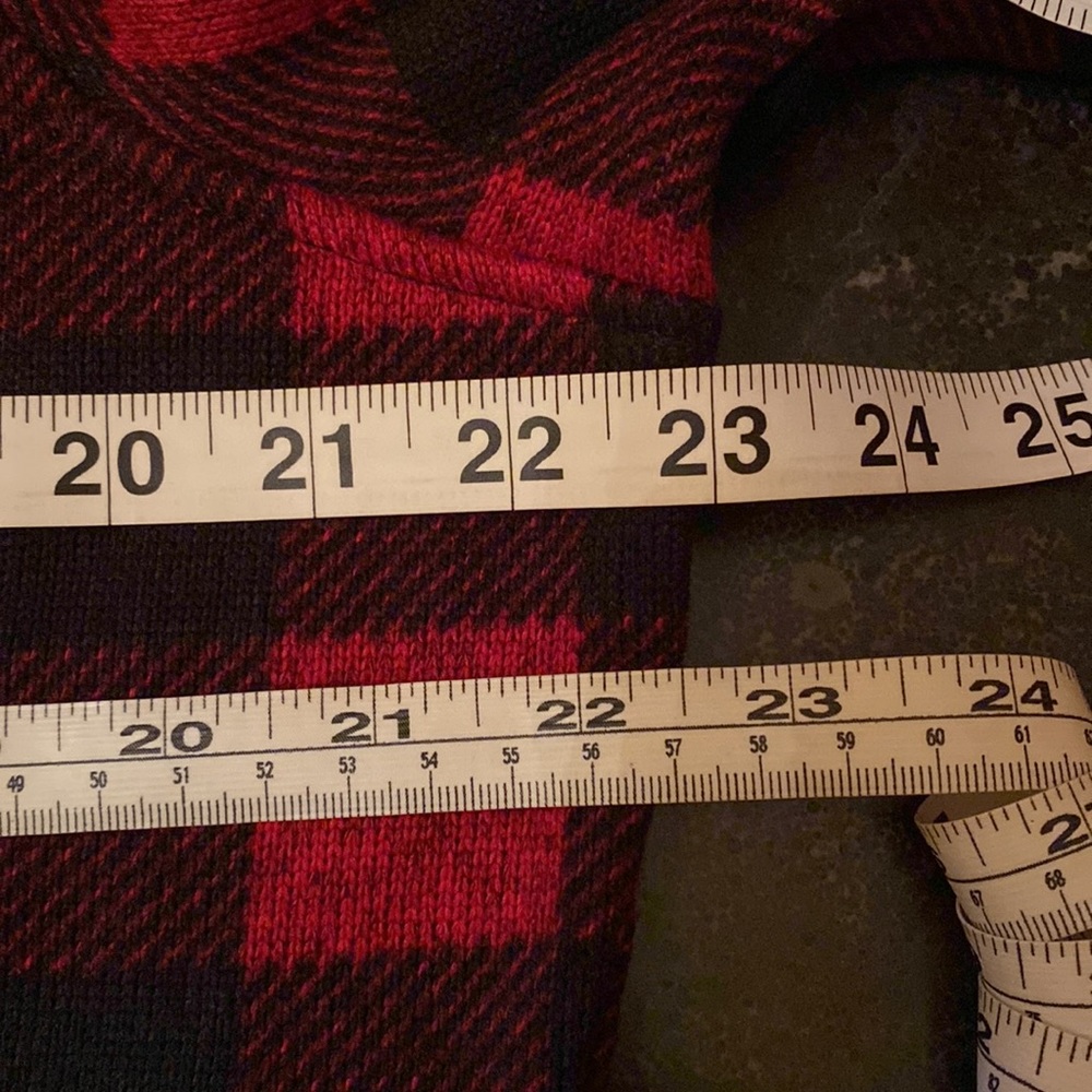 L.L. Bean, Buffalo Plaid Fleece pullover sweater ..... - Picture 10 of 10